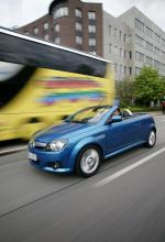 Opel Tigra Twin Top 2004 года